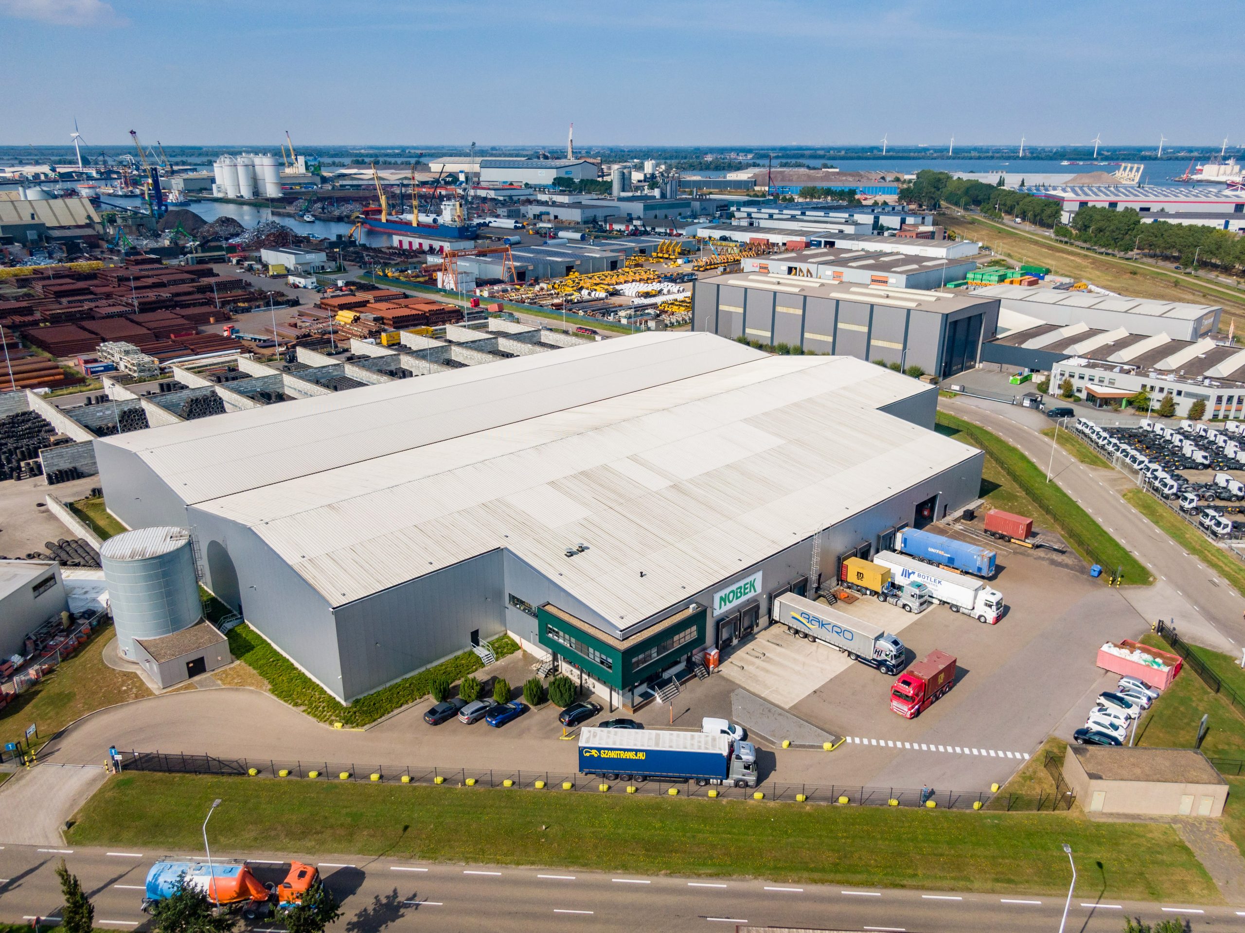 Moerdijk Graanweg 4 GARBE Industrial Real Estate Netherlands